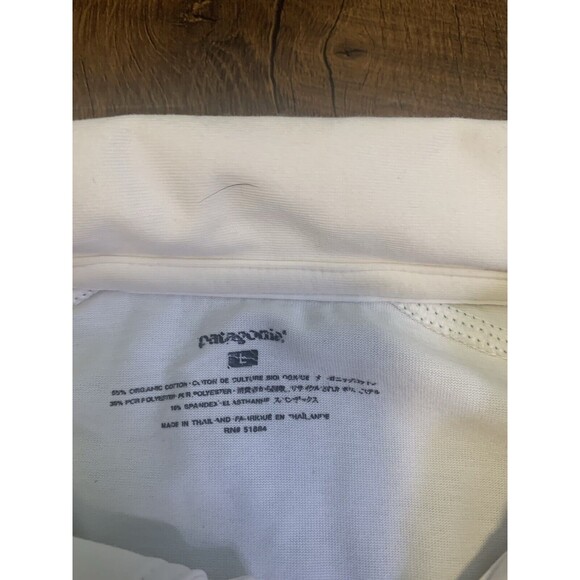 Patagonia Mens Large Ivory/bone color polo shirt W/Army Green Stitching - Picture 4 of 5